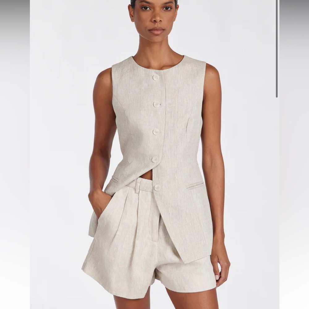 RHYHE NATURAL LINEN SHORT US 10 NWT!